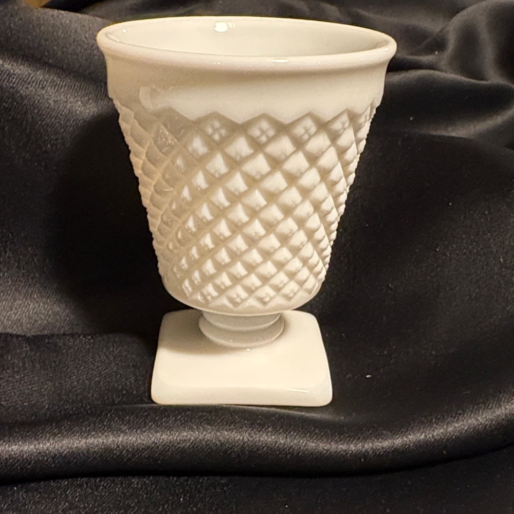 Westmoreland Oyster/Fruit Cocktail English Hobnail Milk Glass